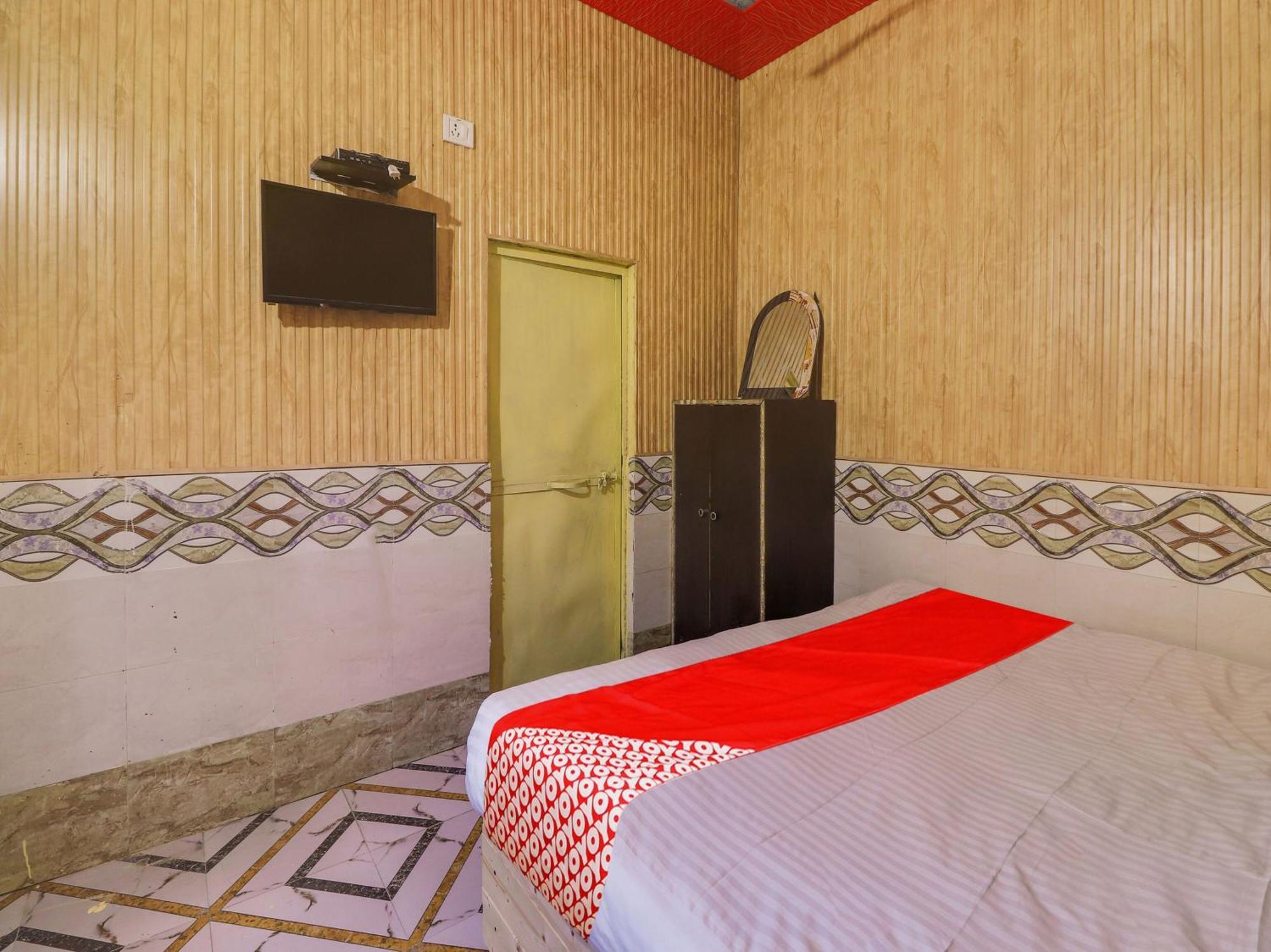 Hotel O Krishna Red Rose Guest House Bhimtal Bagian luar foto